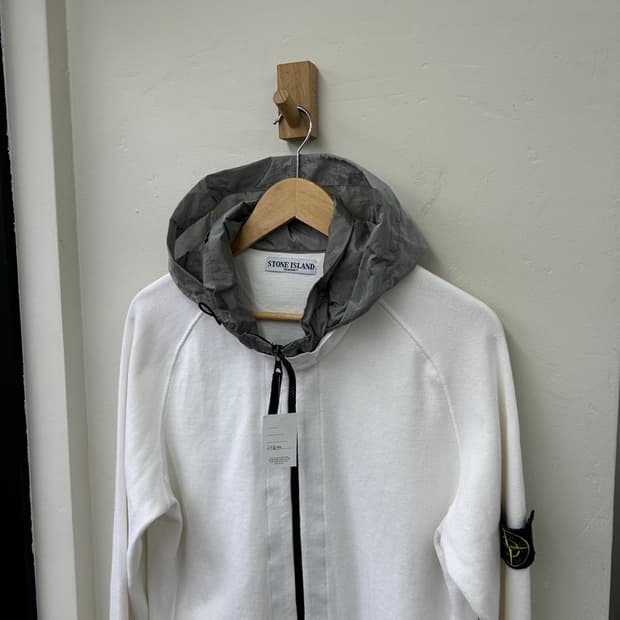 16373 - 스톤아일랜드 와펜 후드 집업