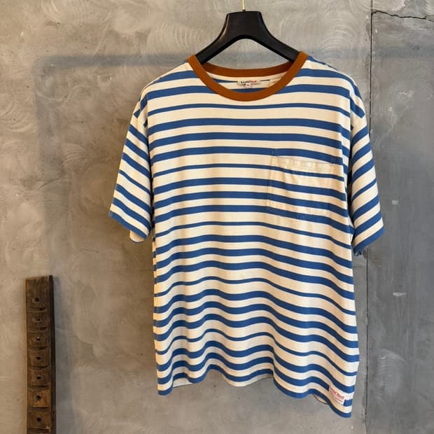 리바이스 레드탭 티셔츠 100