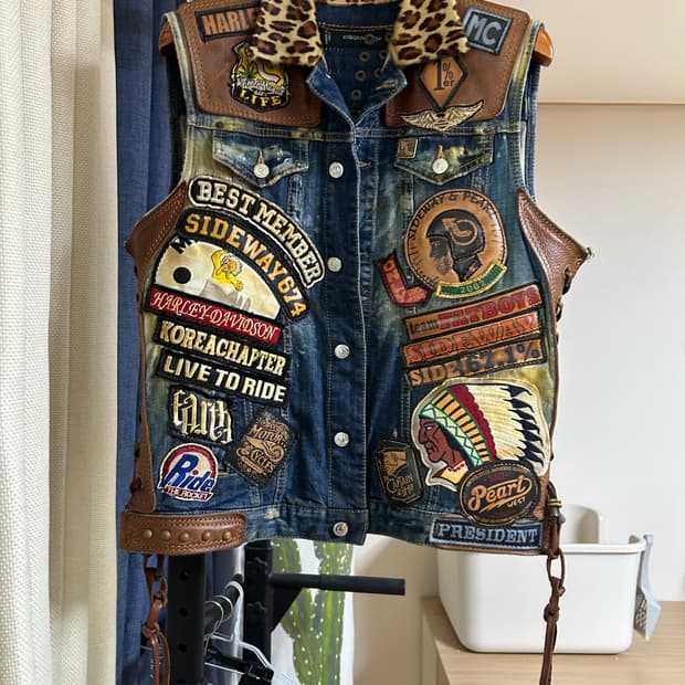 디스퀘어드2 커스텀 데님 빈티지 라이더 조끼 패치 워싱