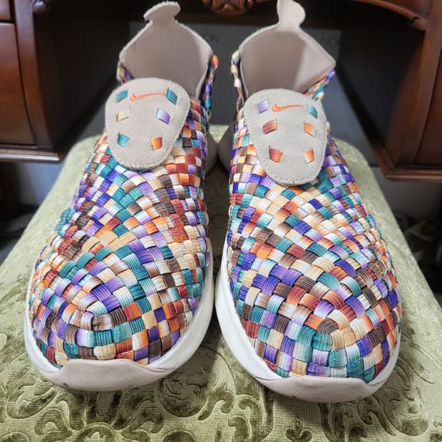 나이키. 남성 에어우븐. 파슬스톤