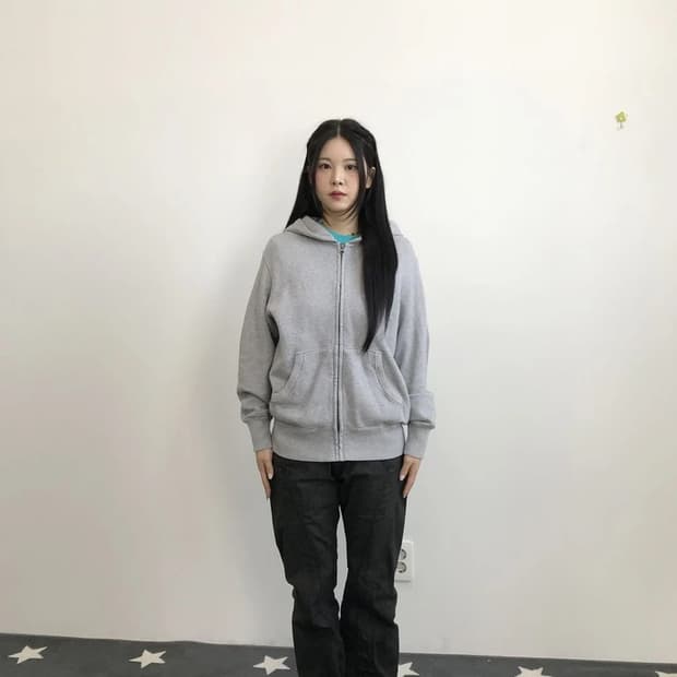 Uniqlo zip Hoodie gray
