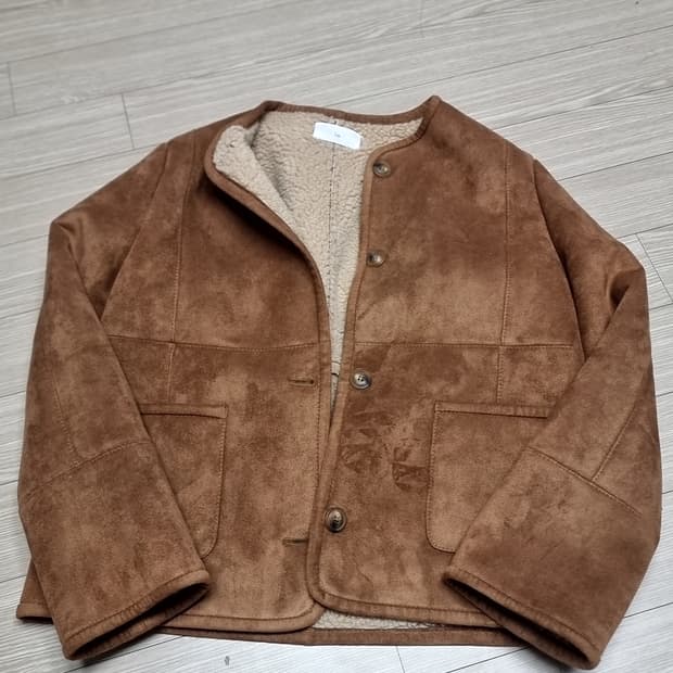 Le 비건스웨이드 브라운 안감 뽀글이 자켓(F)