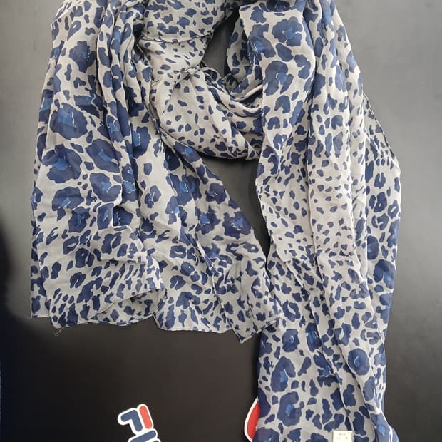 갸루 호피 실크 스카프 