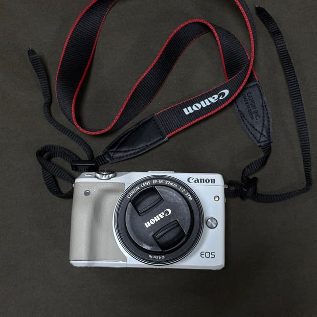 캐논 빈티지 디카 Eos M3 + 22mm 렌즈