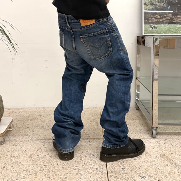 리바이스 751 레귤러 스트레이트