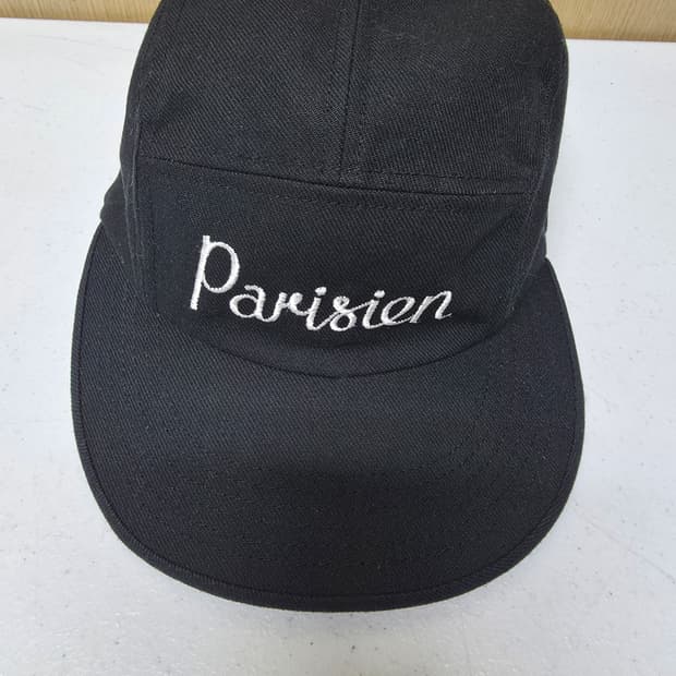 메종키츠네 파리지앵 캠프캡 