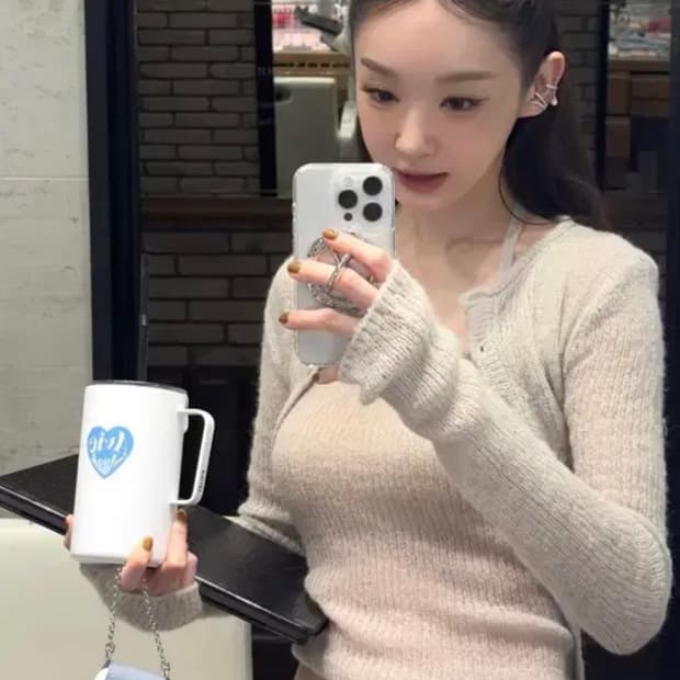 로우타이드 알파카 핸드워머 니트