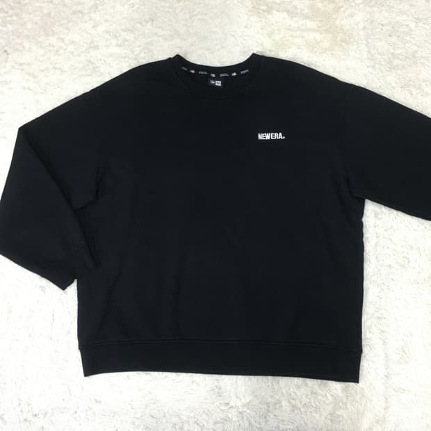 뉴에라 스몰로고 맨투맨 CC17