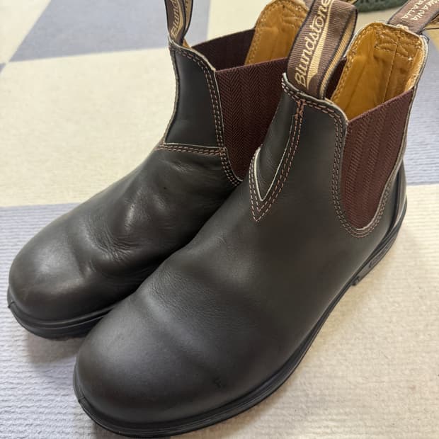 블런드스톤 첼시 부츠 600 AU 7 (260~265) 팝니다