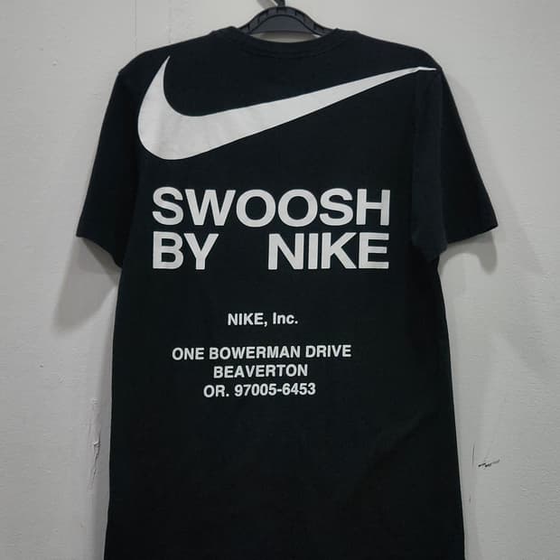 [S] 나이키 스우시 블랙 반팔티 S