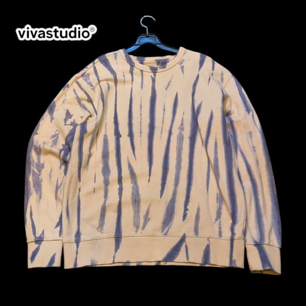 M 비바스튜디오 타이다이 맨투맨 