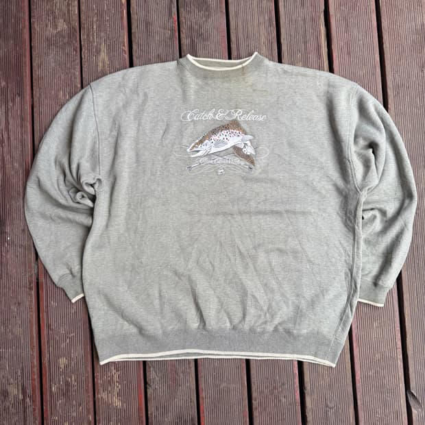 빈티지 물고기 자수 맨투맨