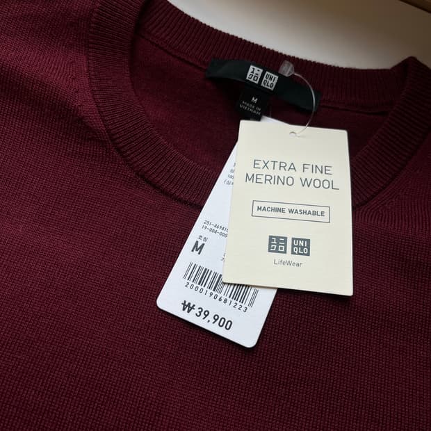 (새상품) 유니클로 버건디 니트 m