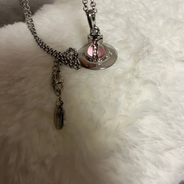 비비안웨스트우드 핑크 orb 목걸이