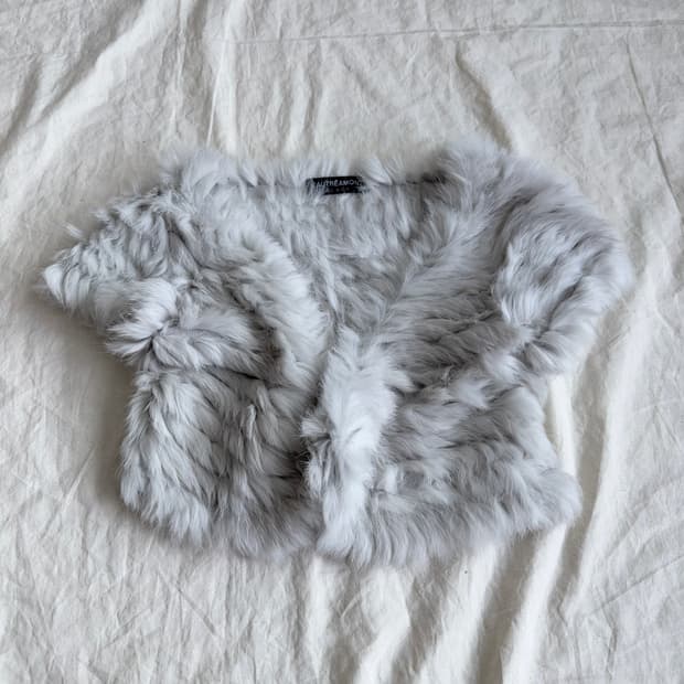 긱시크 페어리 뮤트 그레이 래빗퍼 크롭 가디건