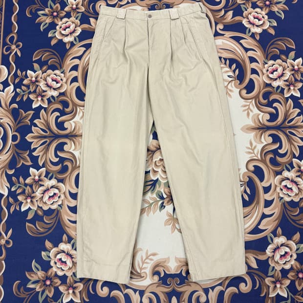 (36)조르지오 아르마니 투턱 치노팬츠(베이지)