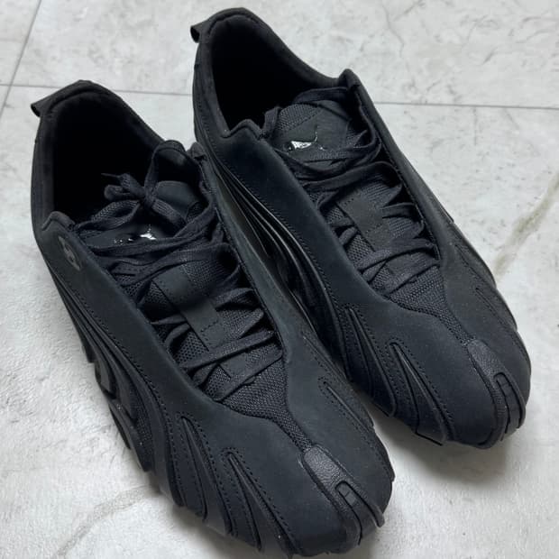 푸마 x 산산기어 탈론 블랙 270