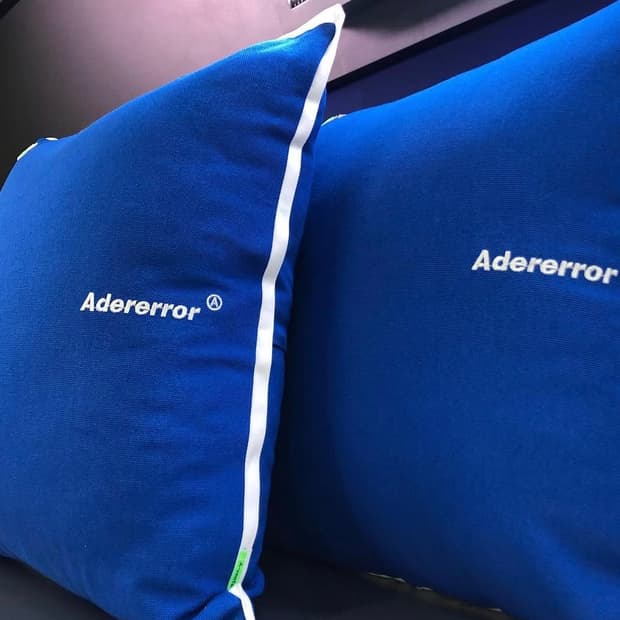 아더에러 쿠션 ADERERROR