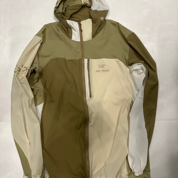 [XL]빔즈x아크테릭스 나고미 스쿼미시 후디