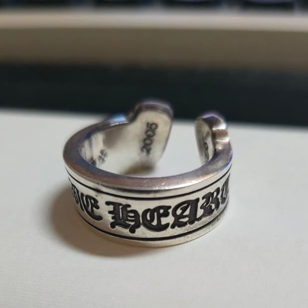 (청담매장) 크롬하츠 스크롤라벨링 라지 8.5