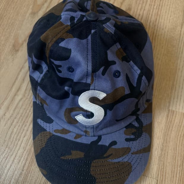 슈프림 카모 모자