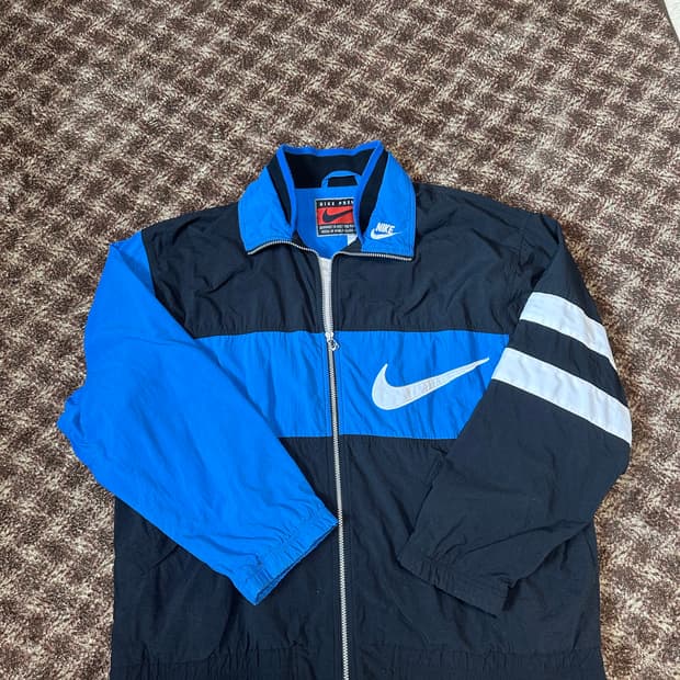 나이키 빈티지 바람막이 L