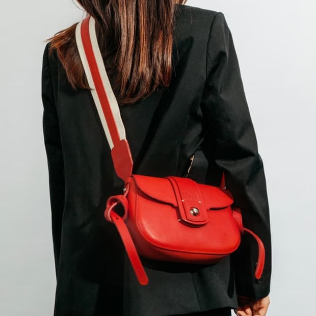 프루아 레드 가죽백