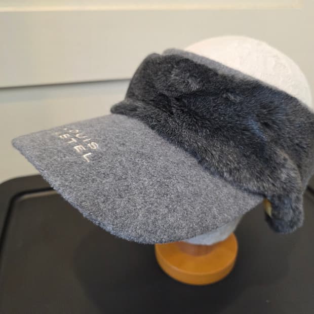 루이 카스텔 퍼 배색  윈터썬캡 골프모자