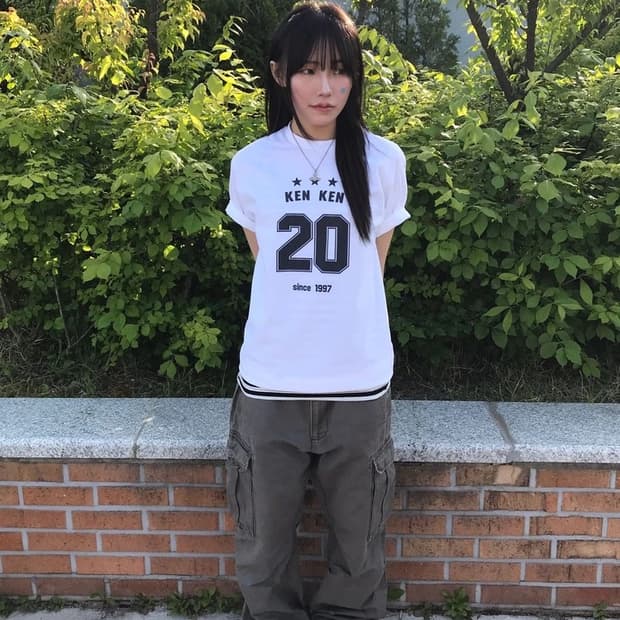 Gildan KEN KEN 20 Graphic Tee