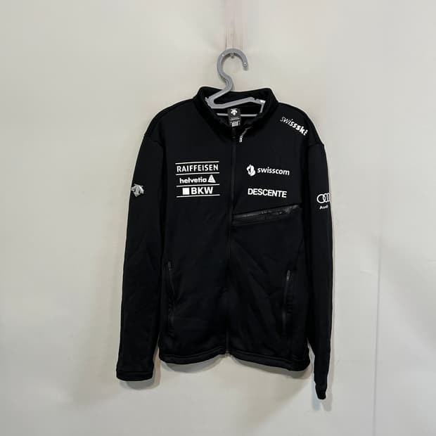 데상트 남성 스위스 스키 모노크롬 플리스 자켓 100