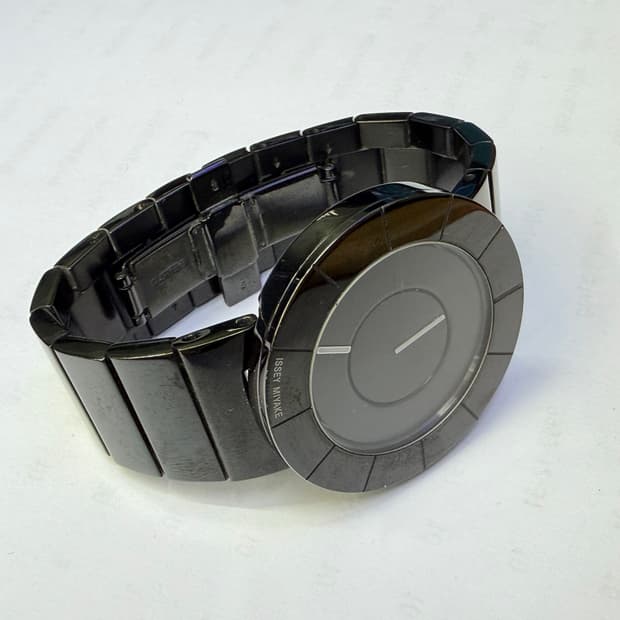 이세이미야케 VJ20-0010 블랙