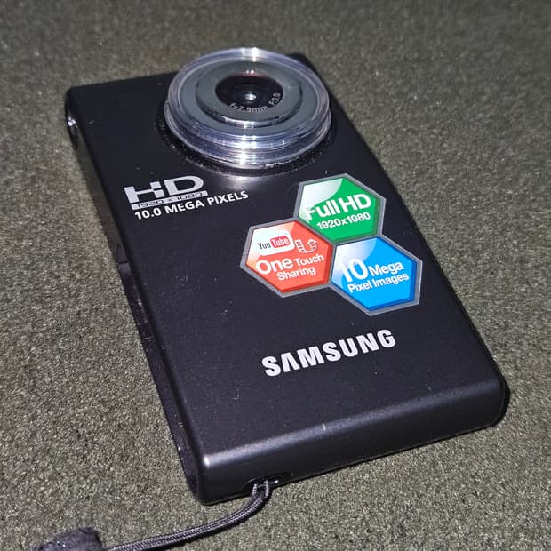 삼성 HMX-U10 빈티지 디카/캠코더 판매합니다