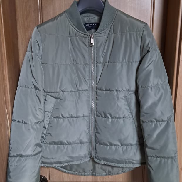 릴리전 여성 경량패딩 90