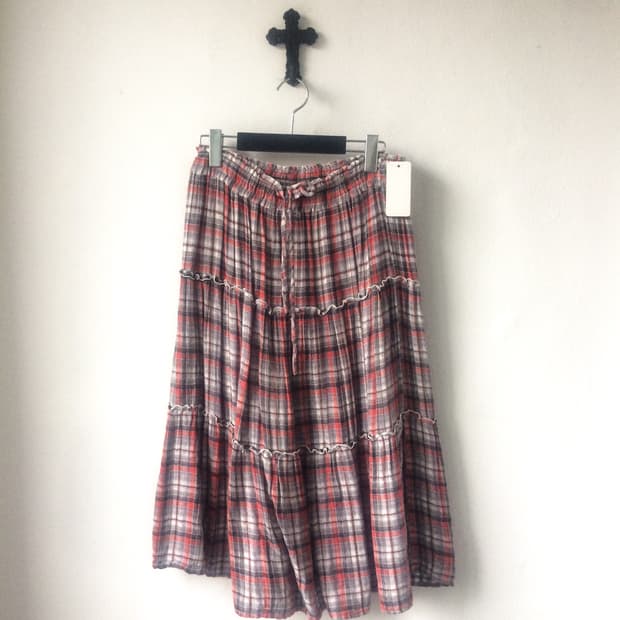 Reversible check pattern skirt