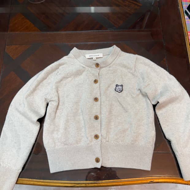 메종키츠네 정품 가디건 백화점 구매 새상품 싸게팝니다.!!!