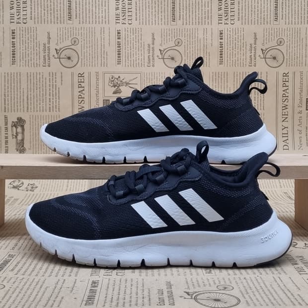 아디다스 나리오무브 여성운동화240