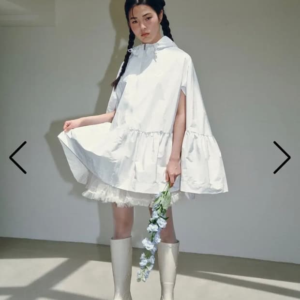 민주킴 락피쉬 셔링 후드 케이프 레인코트