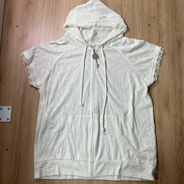 빈티지 | 레이스 반팔 열쇠 팬던트 지퍼 슬리브 후드집업 이안빈티지