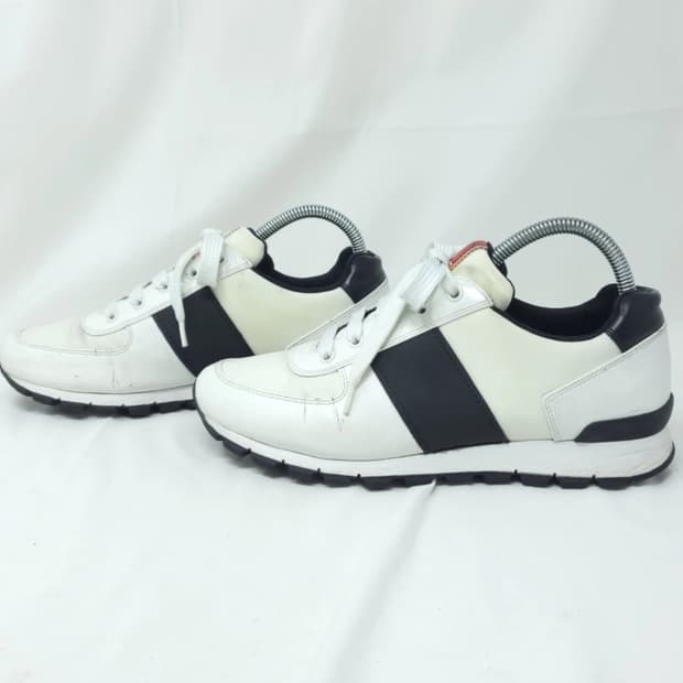 프라다 스니커즈 화이트 블랙 255~260 정품