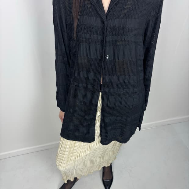 MIXED PATTERN PLEATED SHIRT 