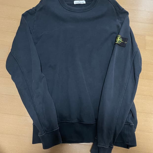 스톤아일랜드 맨투맨