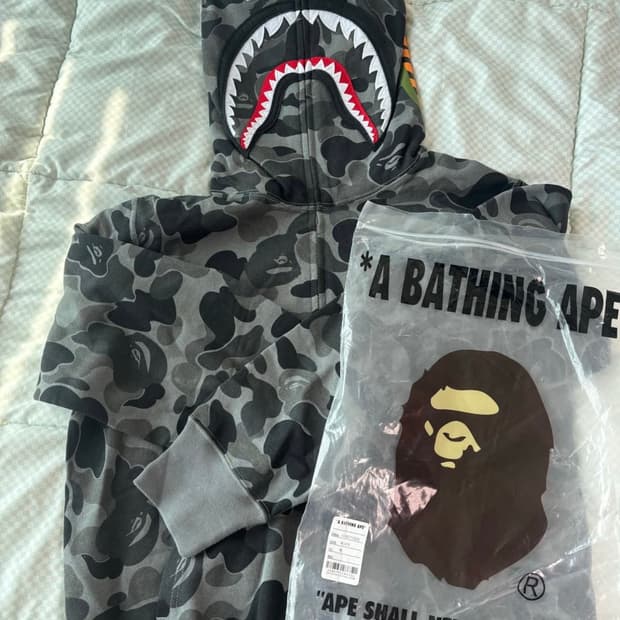 베이프 ABC 카모 풀집업 샤크후드 블랙 m