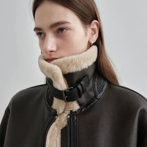 몽돌 퍼 무스탕 자켓 브라운