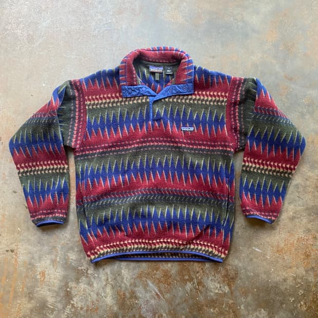 93FW 파타고니아 신칠라 스냅-T 레드/코발트 아즈텍 패턴 USA
