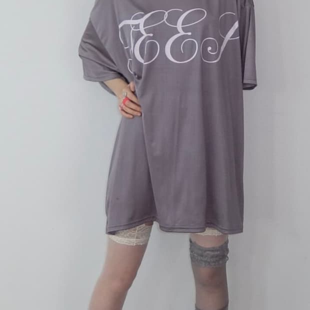 샵페어리 shining boy lettering t-shirt