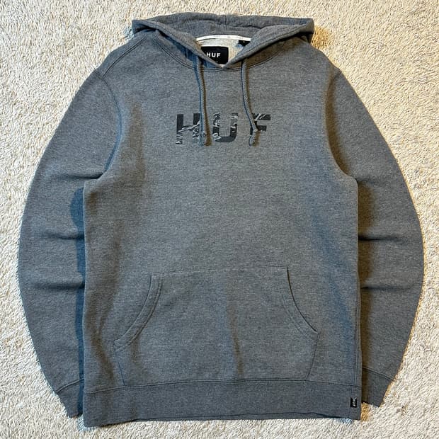 허프 HUF 로고 후드티 차콜