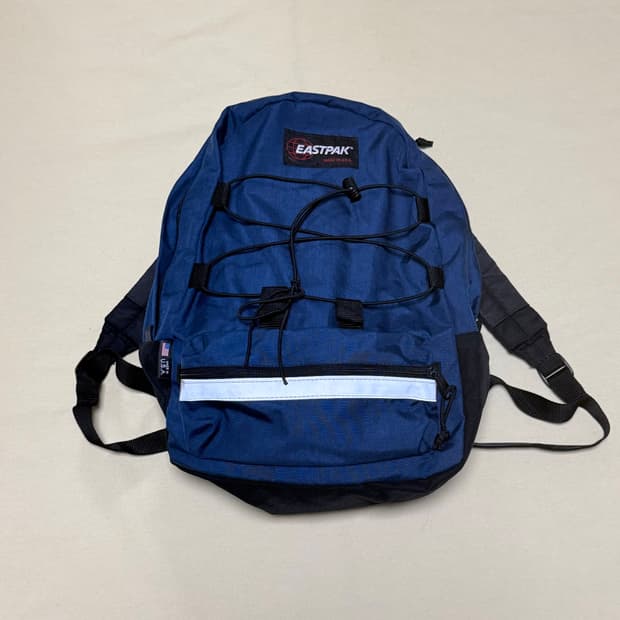 이스트팩(Eastpak) 릴렉티브 백팩 90s usa