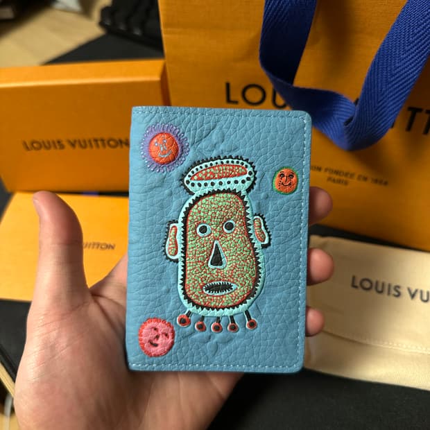 루이비통x야요이 포켓오거나이저 토뤼옹 모노그램 블루