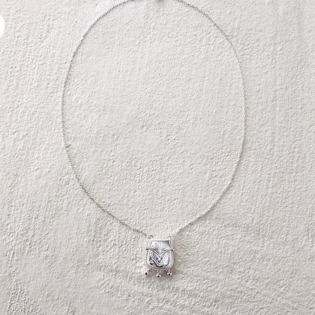 EnSage 엔세이지 플로럴 실버 파우치 목걸이