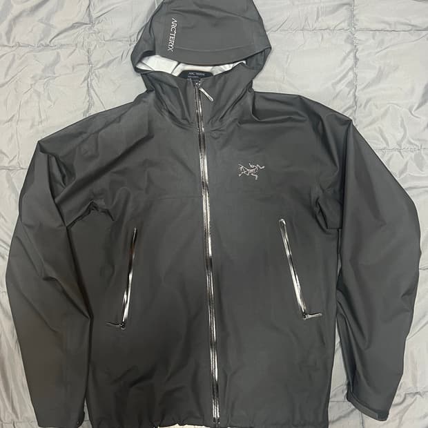 아크테릭스 베타 l 블랙 (급처)